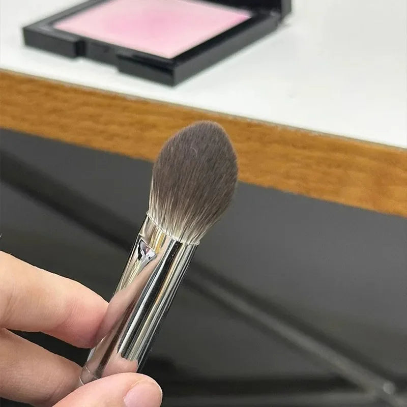 1/2 PCS Pech Cert Blusher Brush — маленькая плоская щетка для порошка, сливки и жидкого пятна